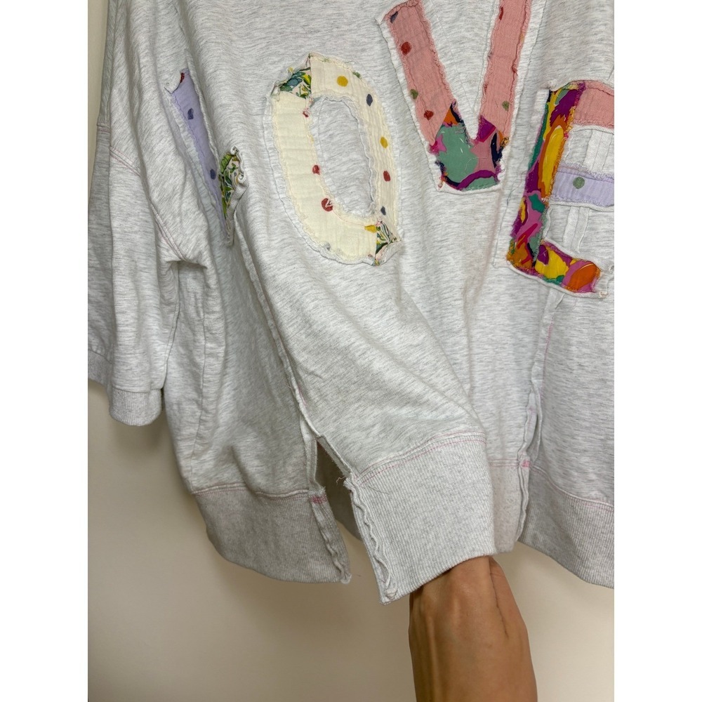 Artistic Works by Lu Short Sleeve Sweatshirt Small Heather Gray Patchwork Love - Picture 6 of 9